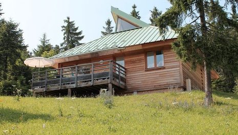 Location de chalets en bois "Loges du Jura"